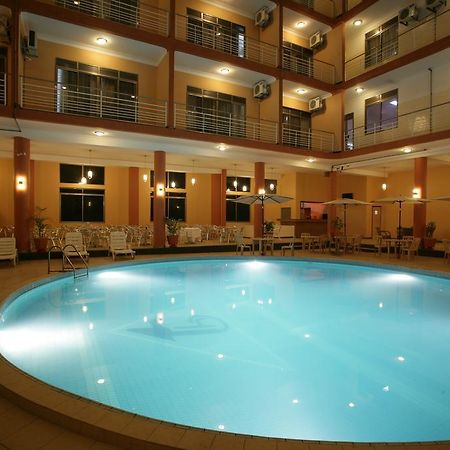 Hotel Triangle Kampala Eksteriør billede
