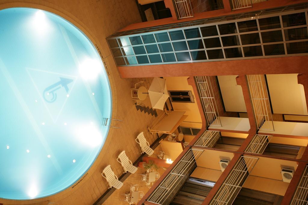 Hotel Triangle Kampala Eksteriør billede