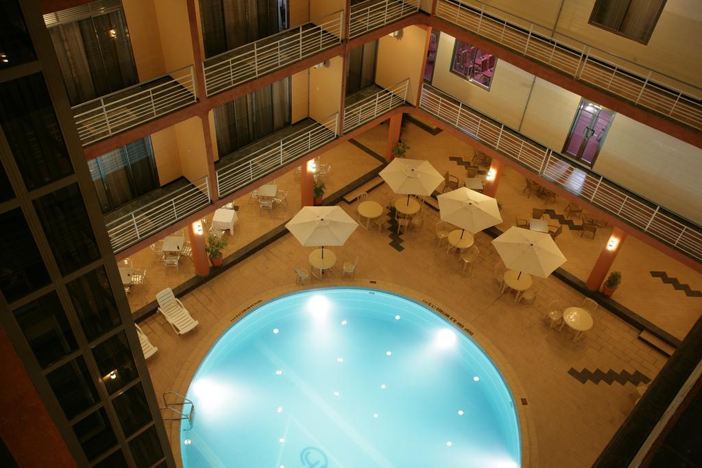 Hotel Triangle Kampala Eksteriør billede