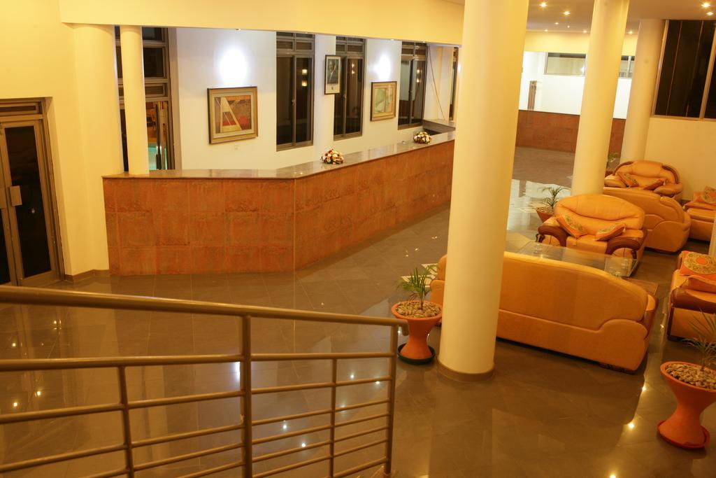 Hotel Triangle Kampala Eksteriør billede